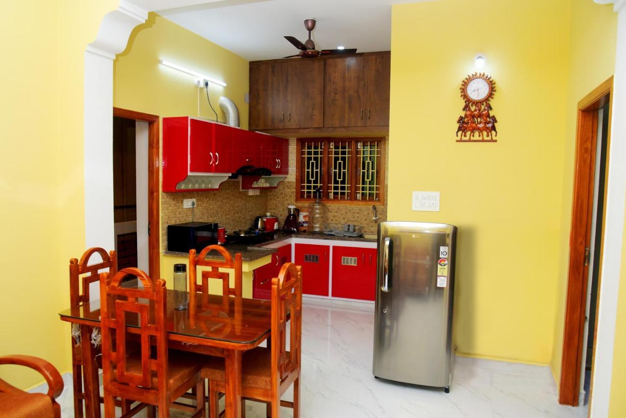 Sri Apartment 2Bhk For Familys Couples Parking A2 Pondicherry Exterior foto